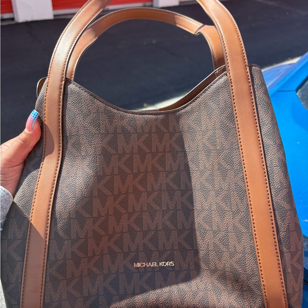Michael Kors Shoulder Bag